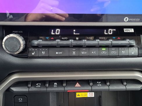 Used 2023 Toyota Tundra Limited w/ TRD Off-Road Package image 16