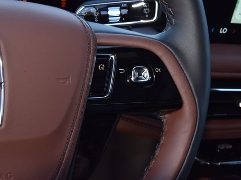 New 2026 Lincoln Aviator Reserve w/ Jet Appearance Package image 26