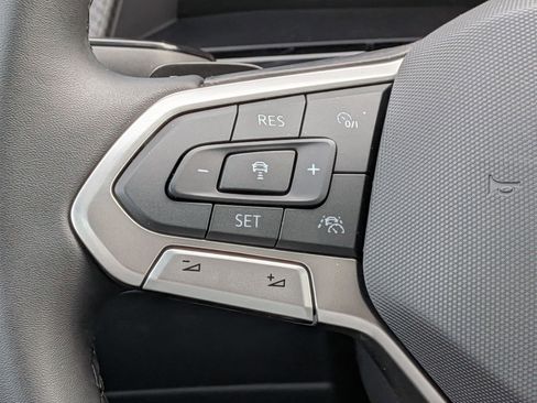New 2026 Volkswagen Atlas Peak Edition AWD/4WD image 18