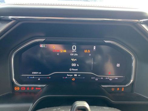 Used 2025 GMC Sierra 1500 Denali Ultimate image 4