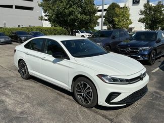 Used 2025 Volkswagen Jetta Sport FWD video 3