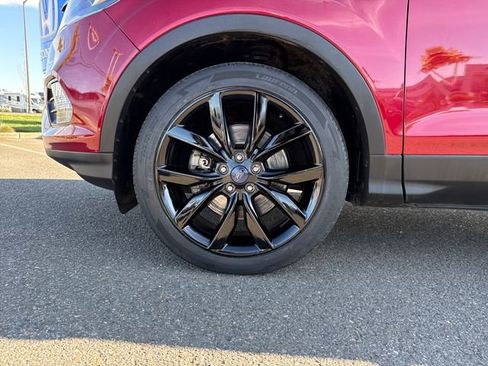 Used 2018 Ford Escape SE w/ SE Sport Appearance Package image 27