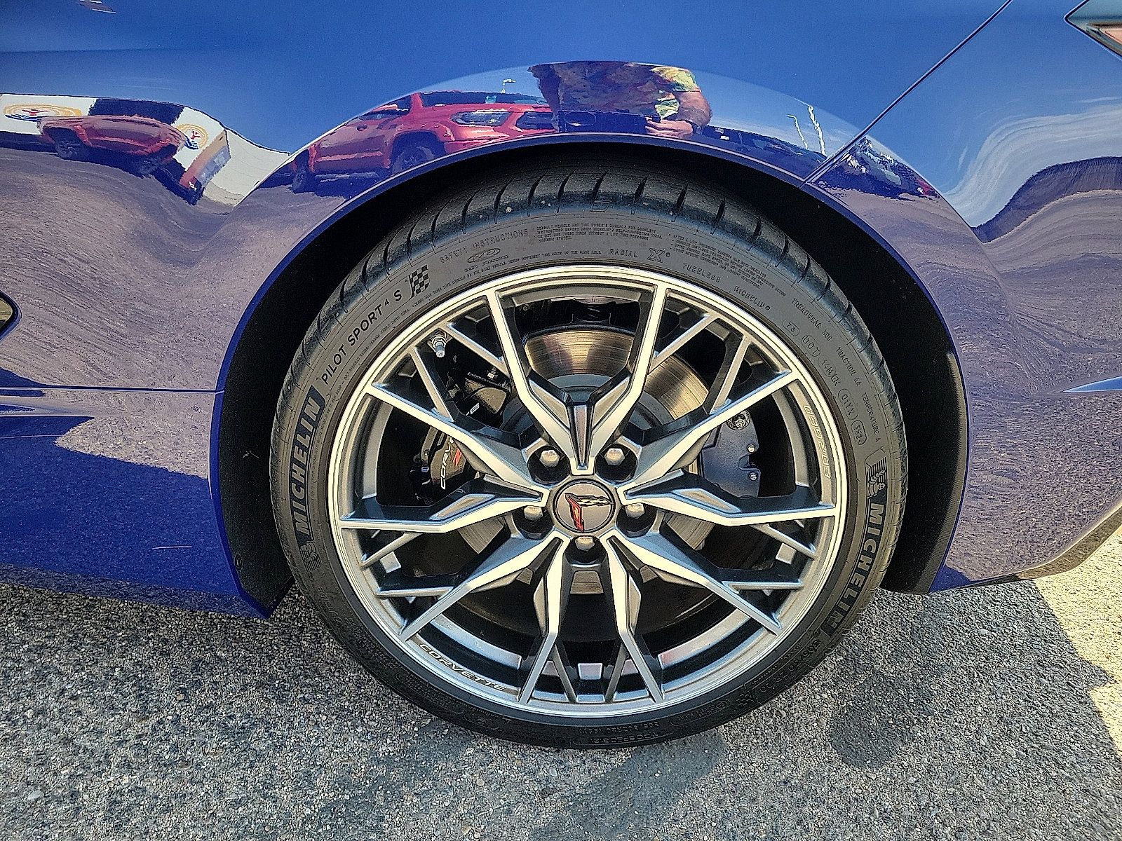 Used 2025 Chevrolet Corvette Stingray Preferred Conv w/ Z51 Performance Package RWD image 19
