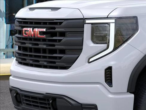 New 2025 GMC Sierra 1500 Pro w/ Graphite Edition AWD/4WD image 13