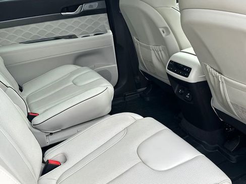 Used 2020 Hyundai Palisade Limited image 34