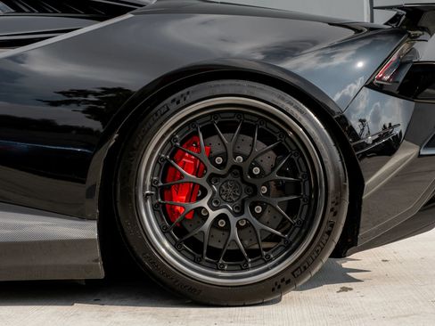 Used 2024 Lamborghini Huracan Tecnica image 20