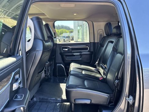 Certified 2019 RAM 3500 Laramie AWD/4WD image 11