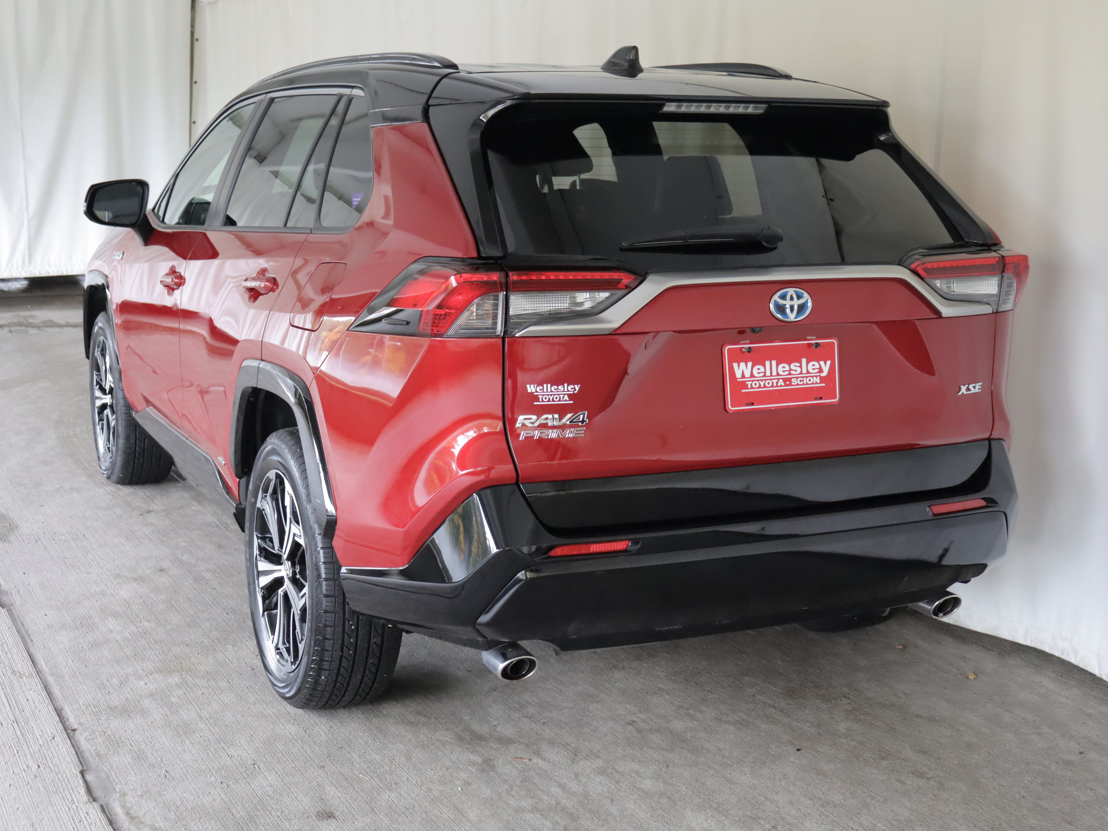 Used 2023 Toyota RAV4 XSE w/ Weather Package AWD/4WD image 27