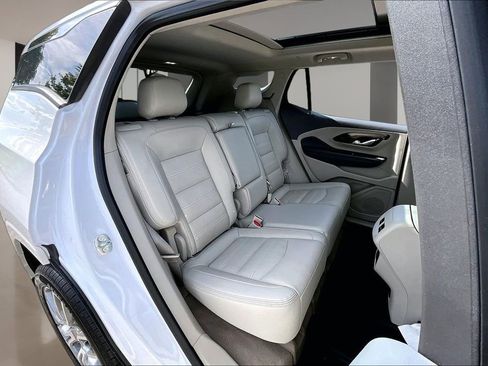 Used 2023 GMC Terrain Denali w/ Denali Premium Package AWD/4WD image 29