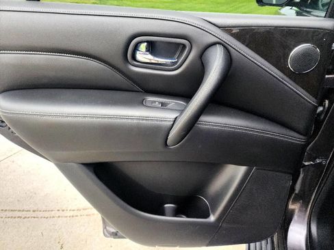 Used 2024 INFINITI QX80 Luxe image 30