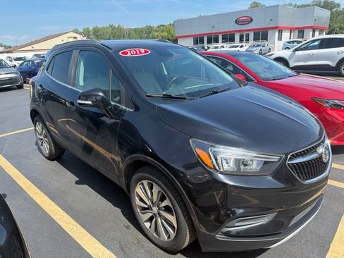 Used 2019 Buick Encore Preferred FWD image 3