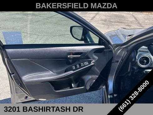 Used 2022 Lexus IS 300 RWD image 21