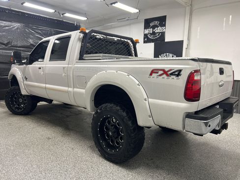 Used 2012 Ford F250 Lariat w/ Lariat Ultimate Pkg image 4