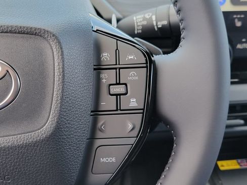 New 2026 Toyota C-HR AWD/4WD image 9
