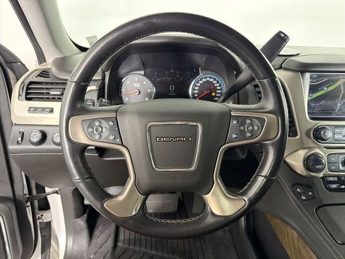 Used 2019 GMC Yukon Denali w/ Open Road Package image 25