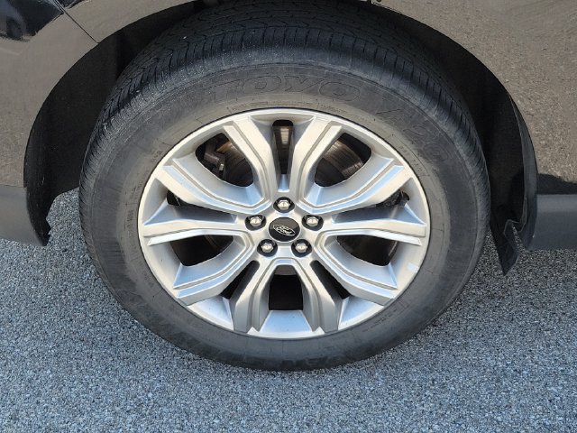 Used 2024 Ford Edge Titanium AWD/4WD image 7