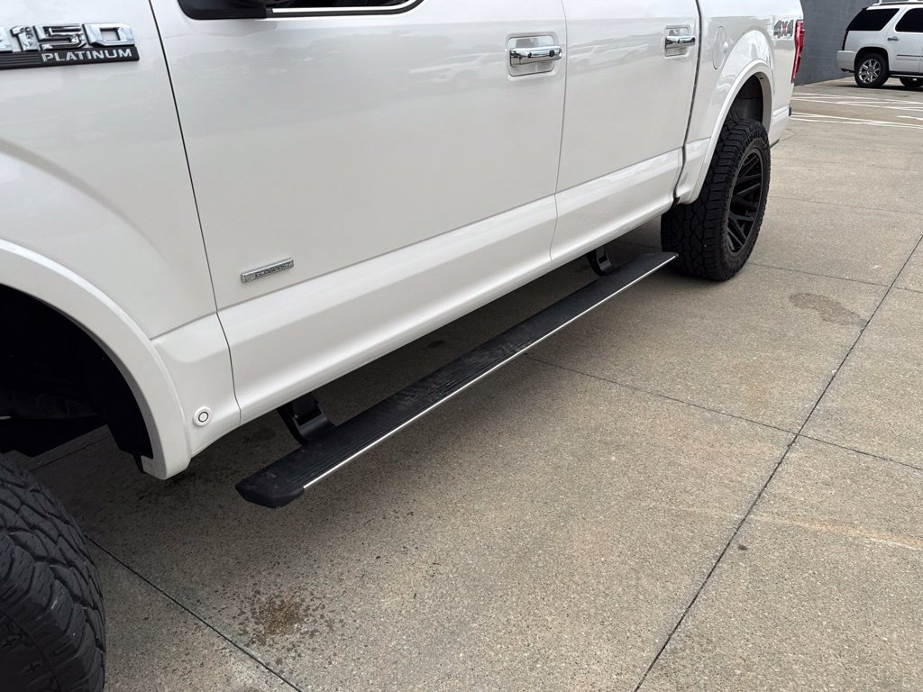 Used 2015 Ford F150 Platinum w/ Equipment Group 701A Luxury AWD/4WD image 25