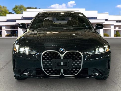 Used 2026 BMW 430i xDrive Coupe w/ Premium Package AWD/4WD image 2