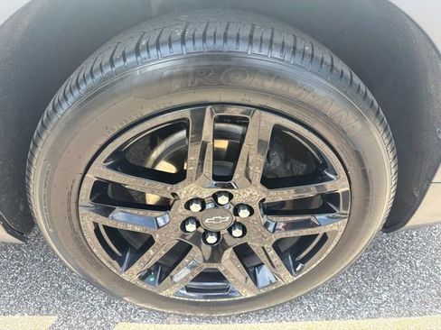 Used 2022 Chevrolet Blazer LT FWD image 13