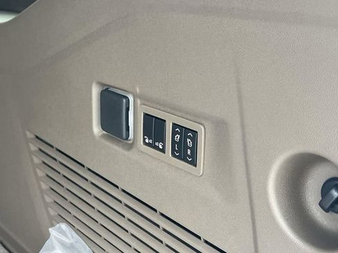 New 2026 GMC Yukon XL Denali image 30