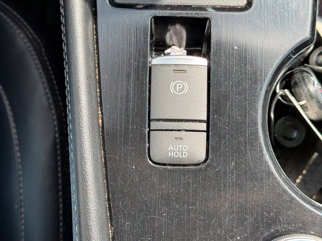 Used 2021 Nissan Rogue Platinum AWD/4WD image 27