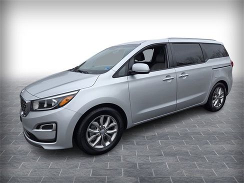 Used 2020 Kia Sedona EX image 3