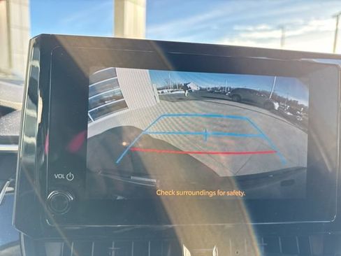 Used 2024 Toyota Corolla LE image 16