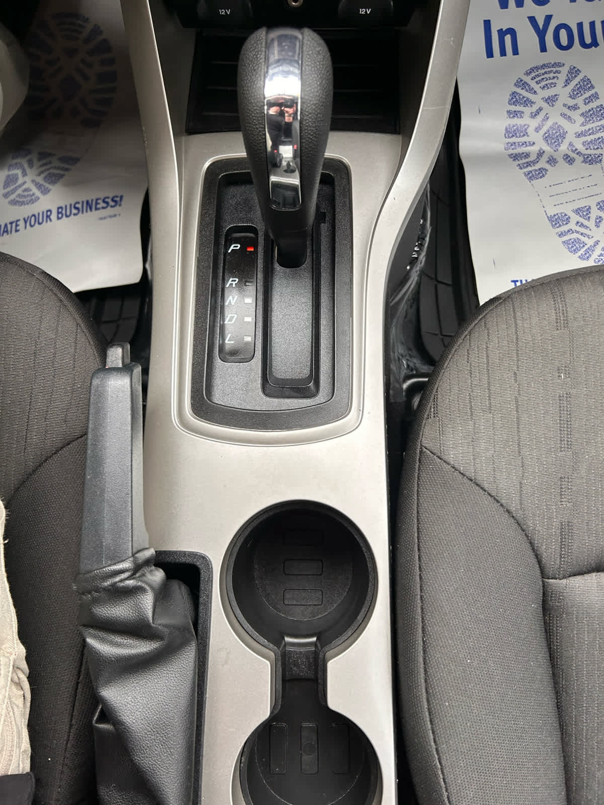 Used 2010 Ford Focus SE FWD image 17