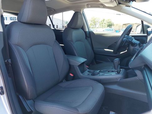 Certified 2024 Subaru Crosstrek 2.0i Premium image 10