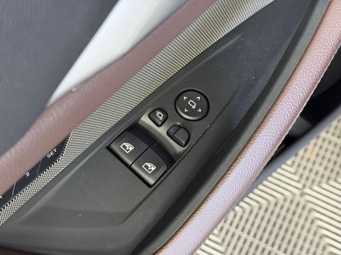 Certified 2023 BMW 430i Coupe w/ Premium Package RWD image 12