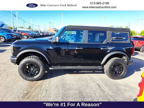 Certified 2024 Ford Bronco Black Diamond image 2