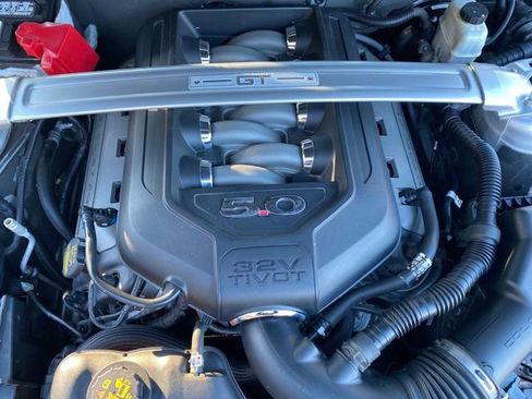 Used 2013 Ford Mustang GT w/ Brembo Brake Pkg image 28