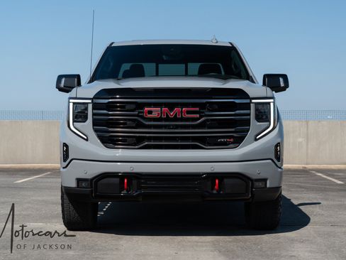 Used 2025 GMC Sierra 1500 AT4 w/ AT4 Premium Package image 6
