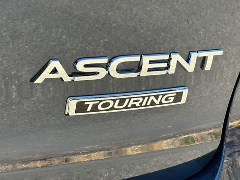 Used 2025 Subaru Ascent Touring AWD/4WD image 6