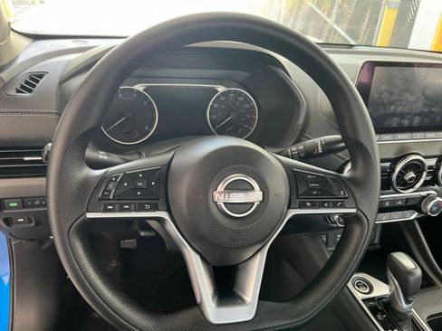 Used 2025 Nissan Sentra SV FWD image 25