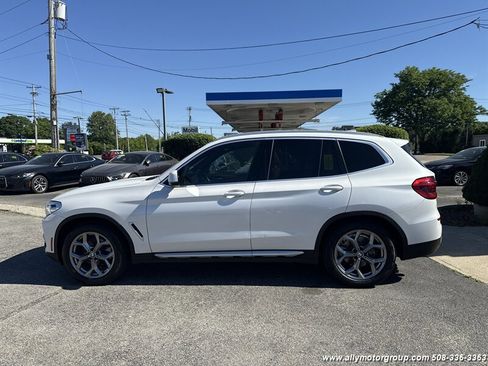 Used 2021 BMW X3 xDrive30i w/ Premium Package AWD/4WD image 8