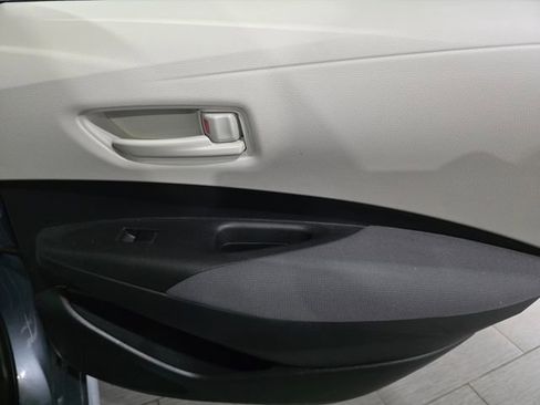 Used 2024 Toyota Corolla LE image 12