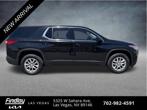 Used 2020 Chevrolet Traverse LS w/ LPO, Cargo Package FWD image 4