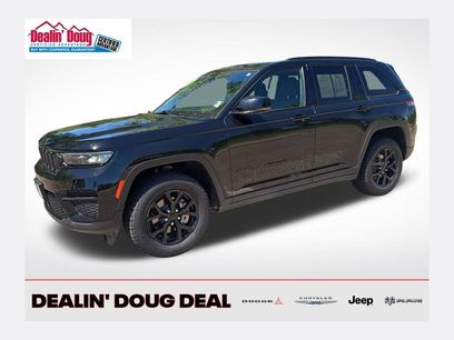 Used 2024 Jeep Grand Cherokee Altitude