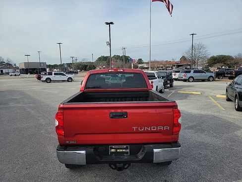Used 2015 Toyota Tundra SR5 image 11