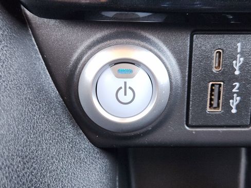 Used 2021 Nissan Leaf SV w/ SV Technology Package image 24