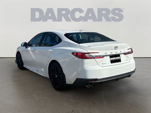 Used 2026 Toyota Camry SE w/ Convenience Package image 5