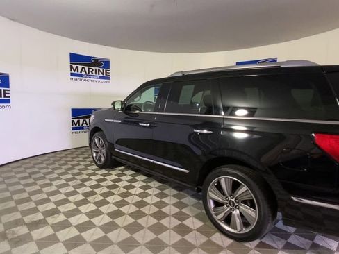 Used 2018 Lincoln Navigator Select AWD/4WD image 8