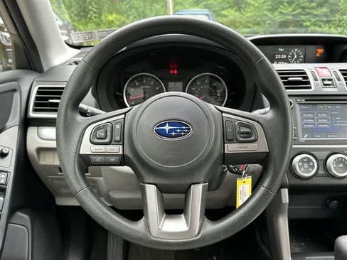 Used 2018 Subaru Forester 2.5i w/ Alloy Wheel Package AWD/4WD image 7