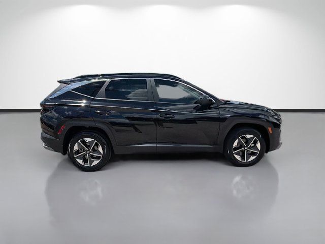 Used 2025 Hyundai Tucson SEL AWD/4WD image 2