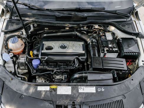 Used 2016 Volkswagen CC R-Line image 60