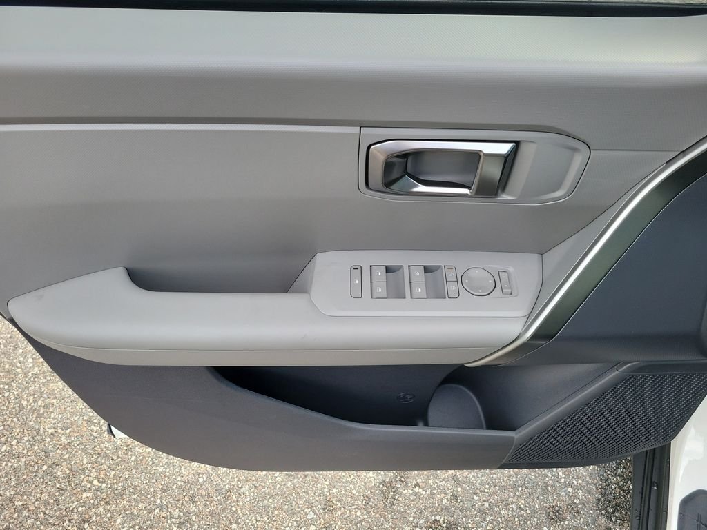 New 2027 Kia Seltos S FWD image 19