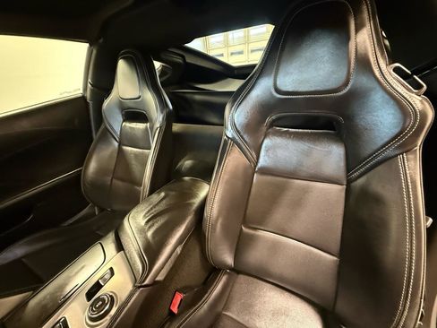 Used 2014 Chevrolet Corvette Stingray Coupe image 13