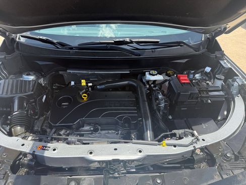 Used 2025 Chevrolet Equinox LT FWD image 33