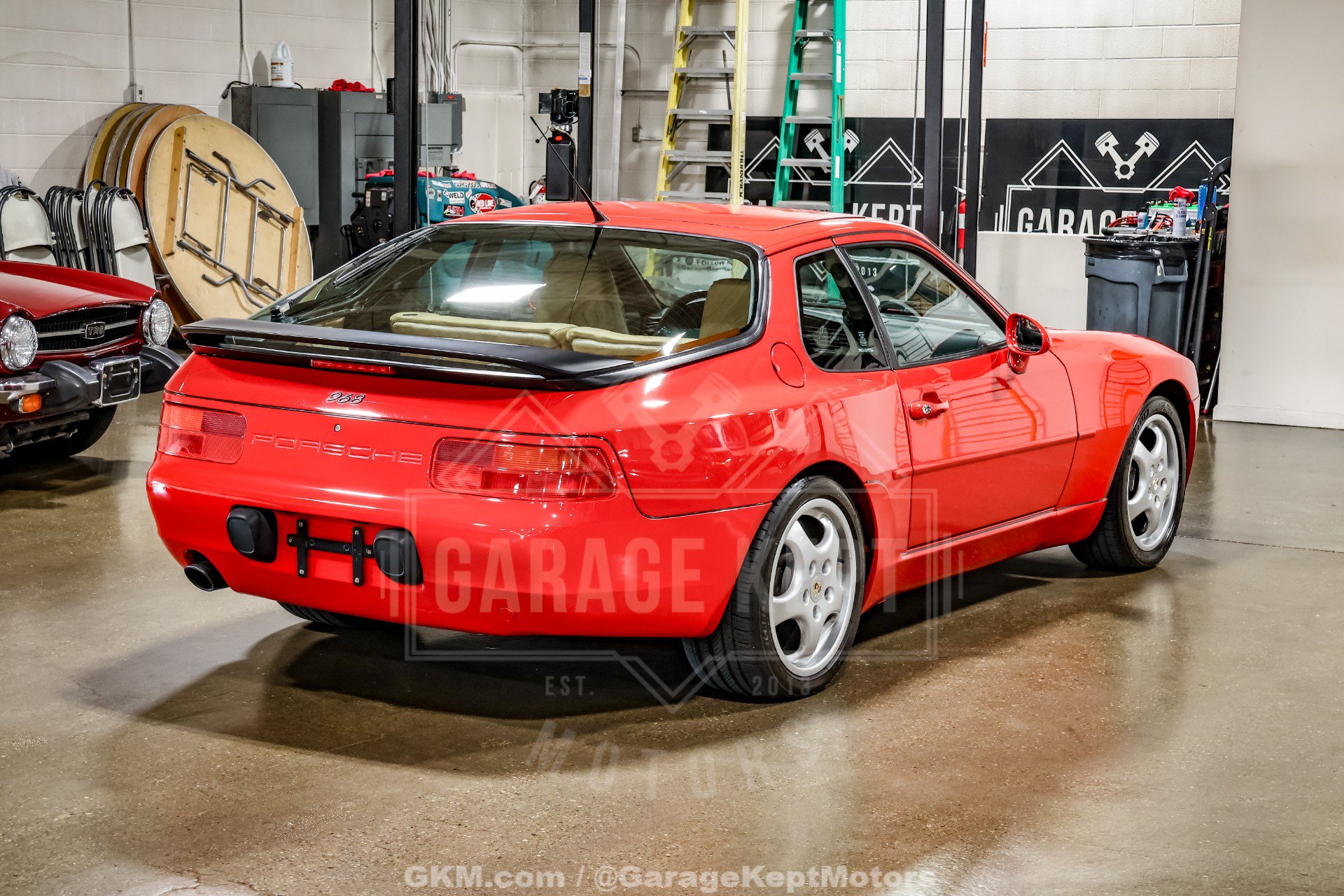 Used 1992 Porsche 968 Coupe RWD image 8